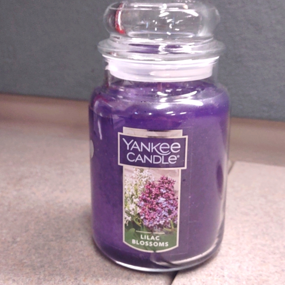 Yankee Candle Lilac Blossoms
